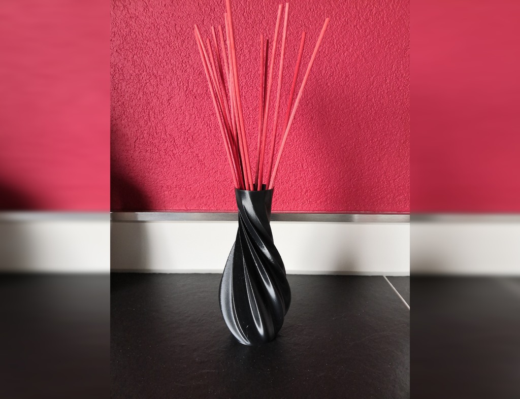 Twisted Cloth Vase