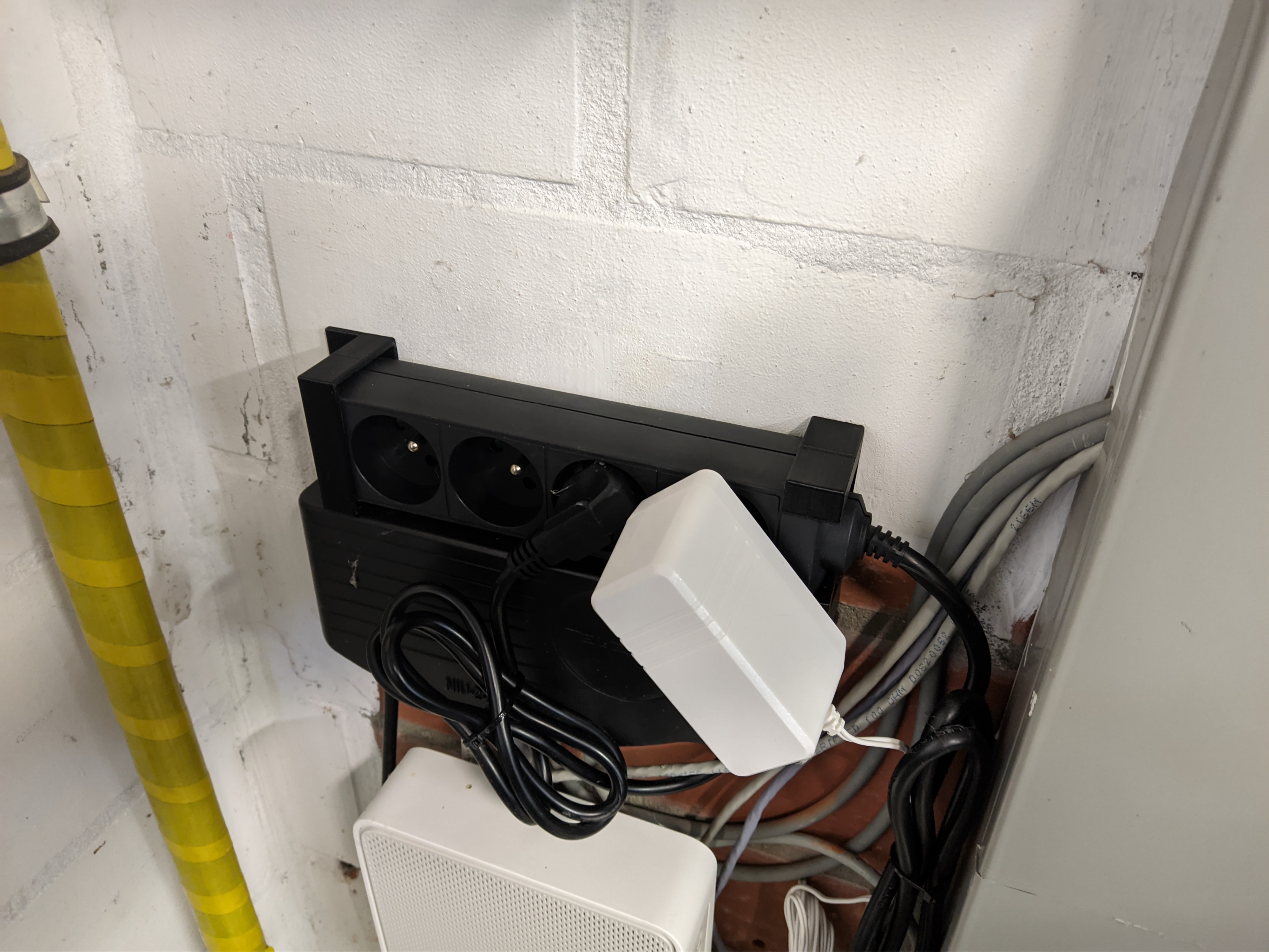 Power Strip Wall Mount Brackets by Kevin D Download free STL model