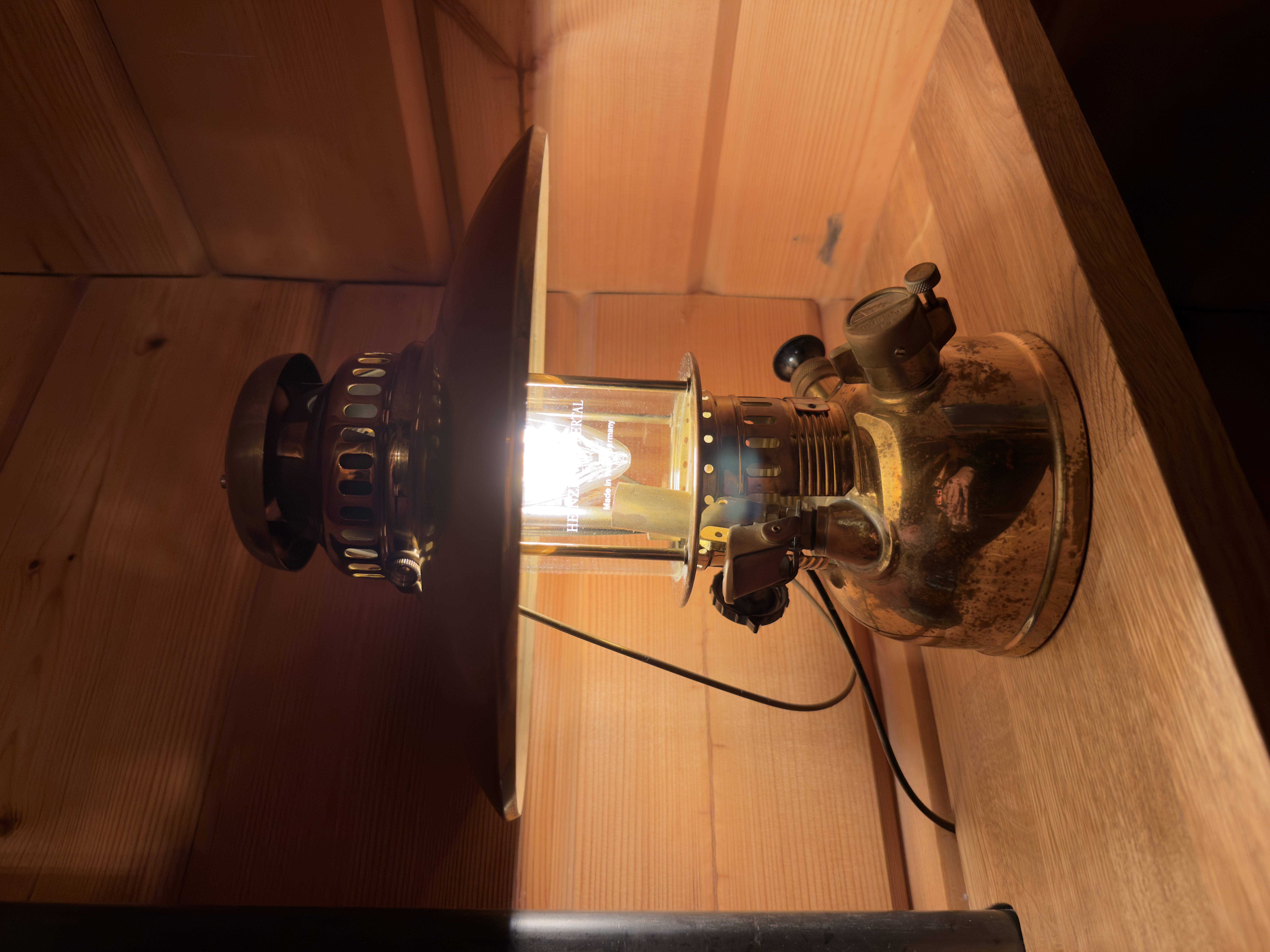 Kerosene lamp lightbulb casing - Geniol Automatic 150CP