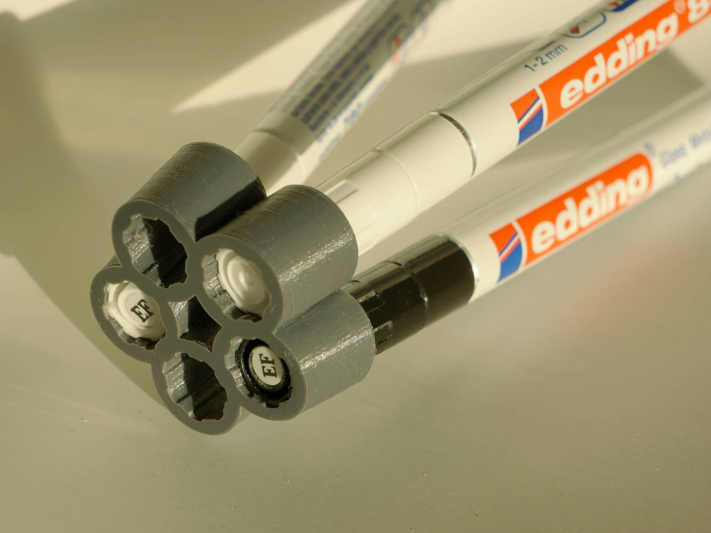 Edding Revolver