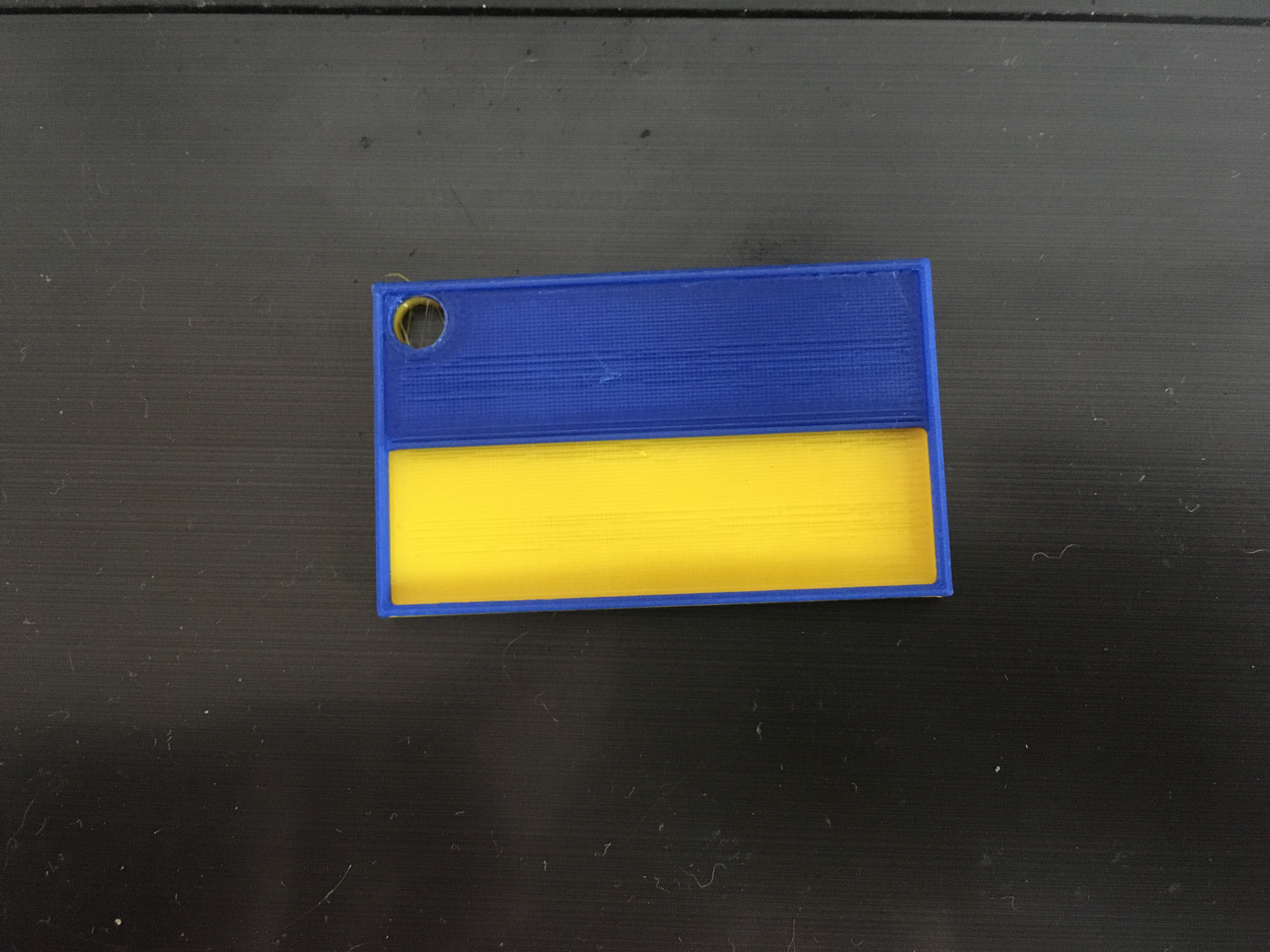 ukrainian flag keychain
