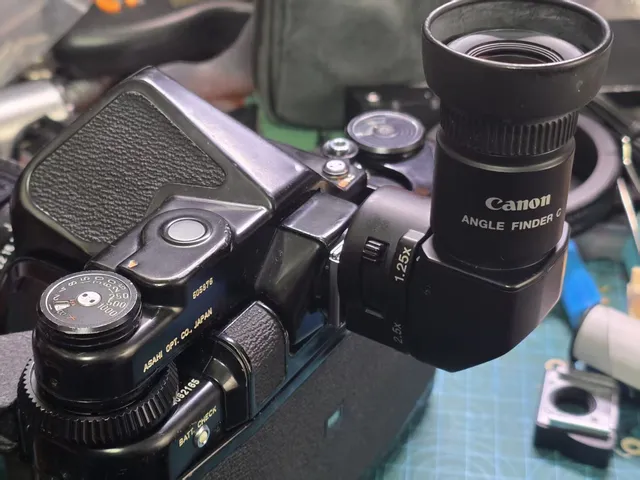Pentax 67 to Canon angle finder C adapter