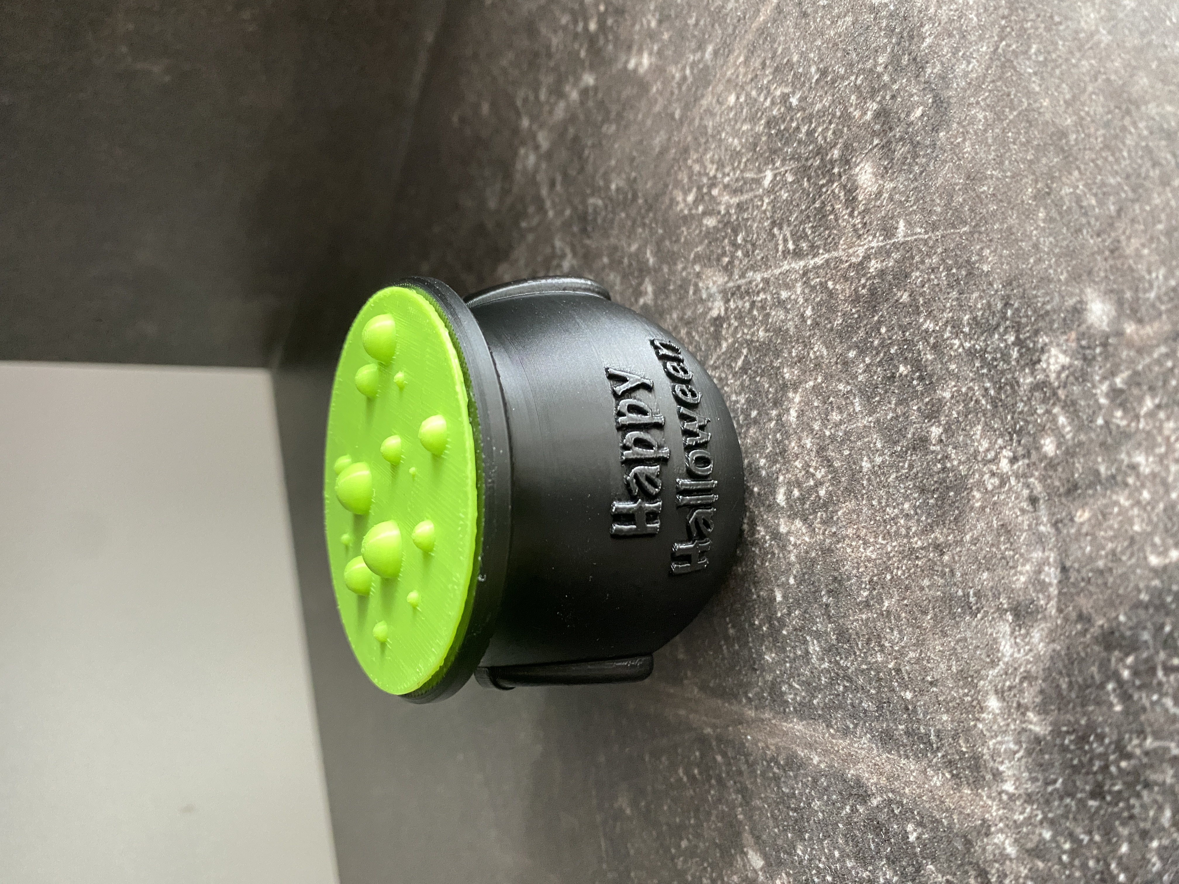 The witch's cauldron — miniatura 3