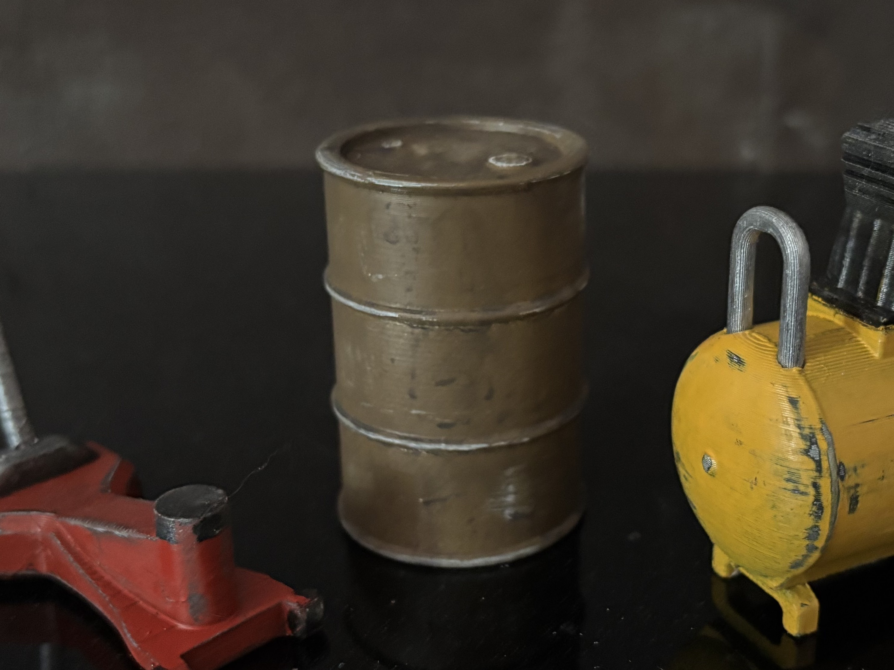 Oil Barrel - 1:24 scale garage diorama accessories