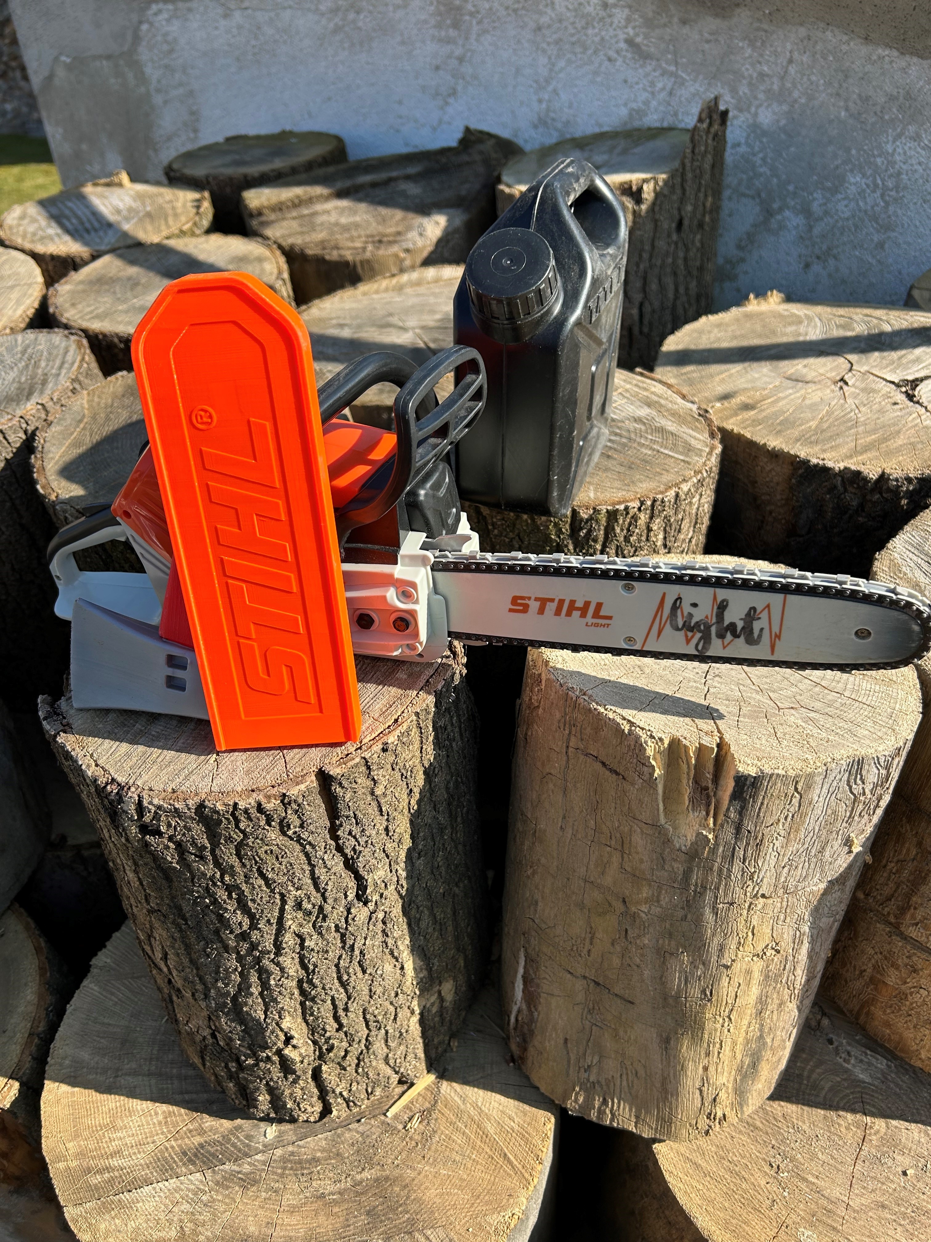 Stihl toy chainsaw cover — thumbnail 2