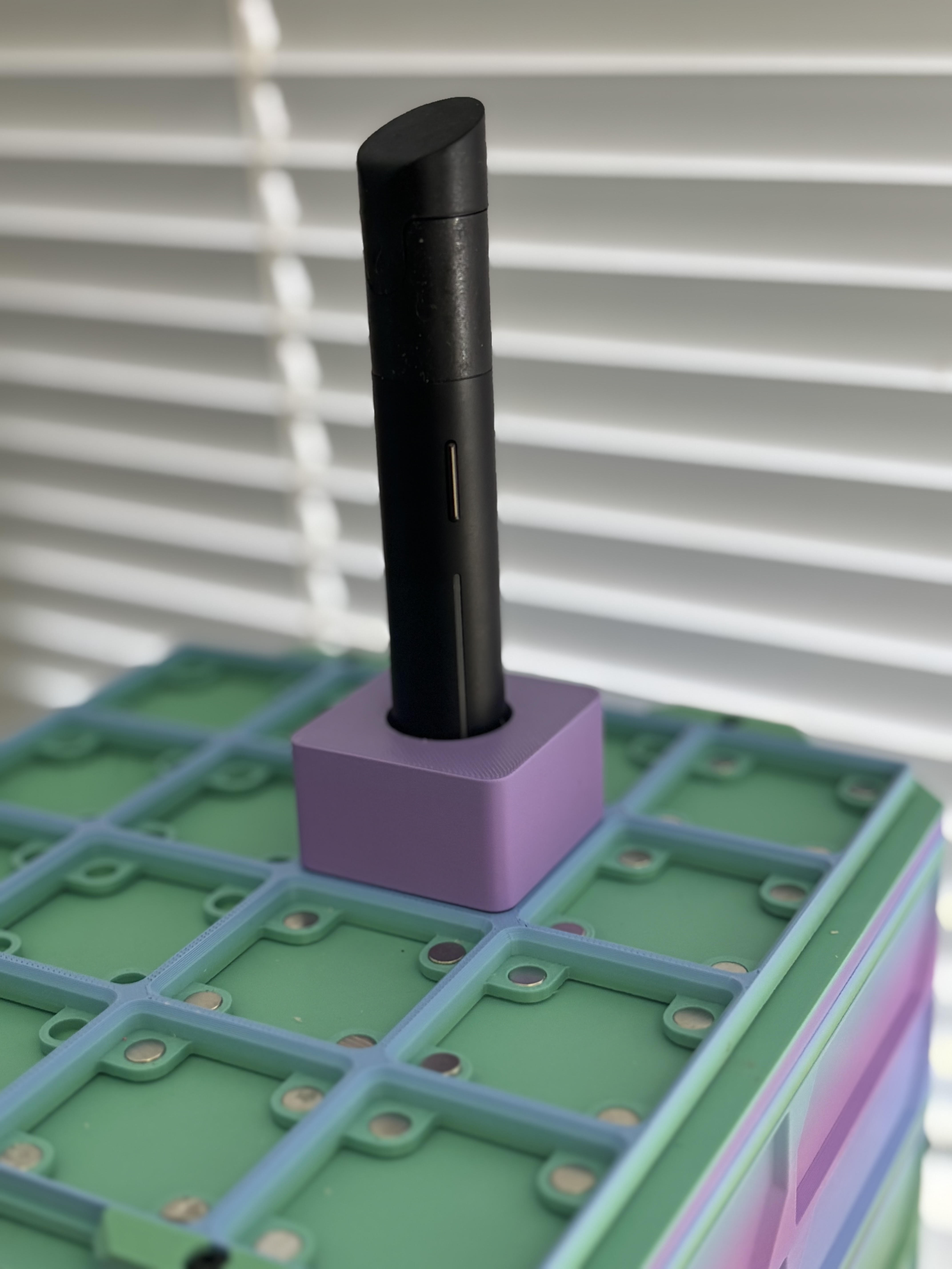 Gridfinity Puffco Pivot Stand