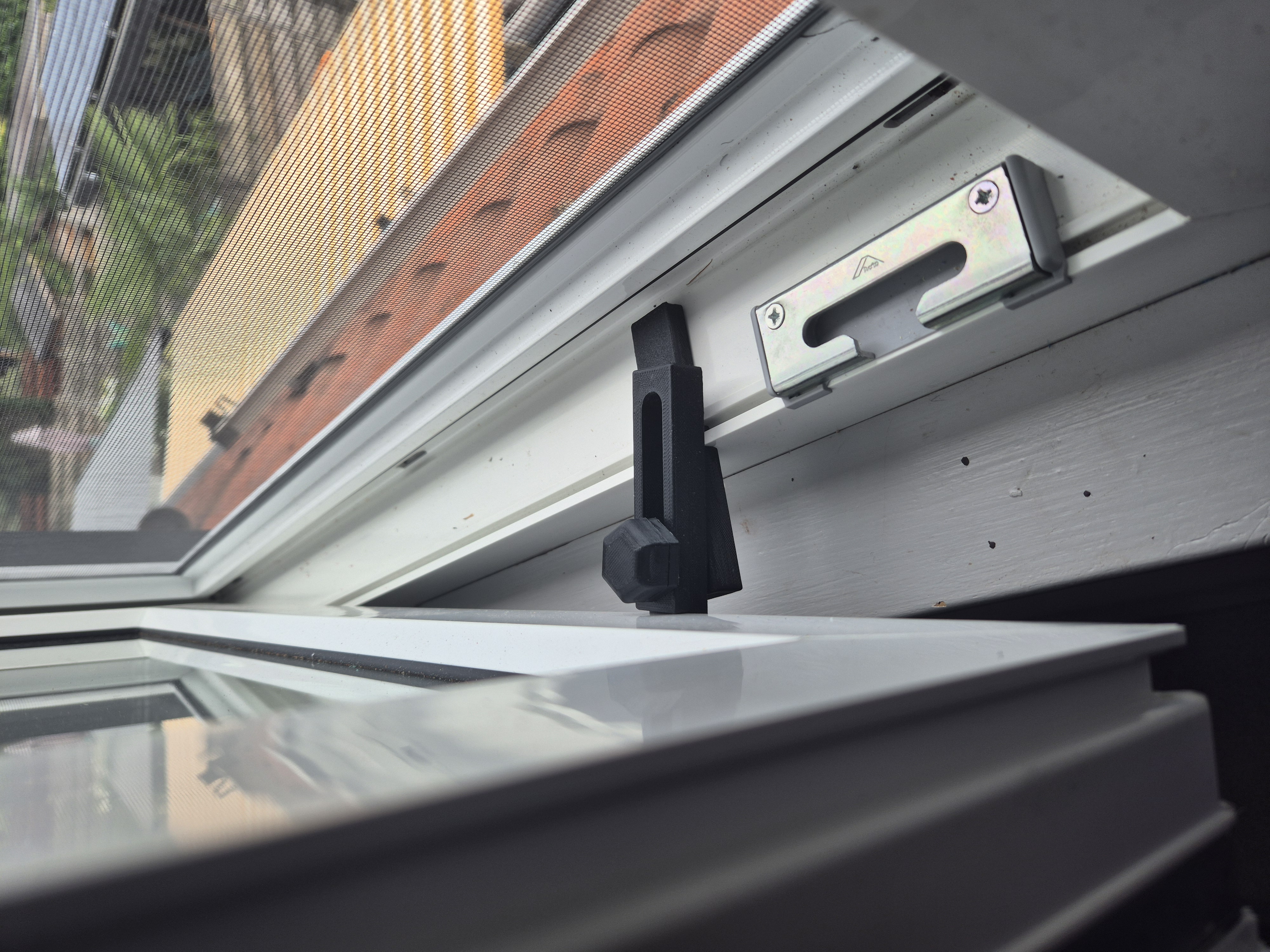 Miniatura 2 do modelo 3D Adjustable door/window stop