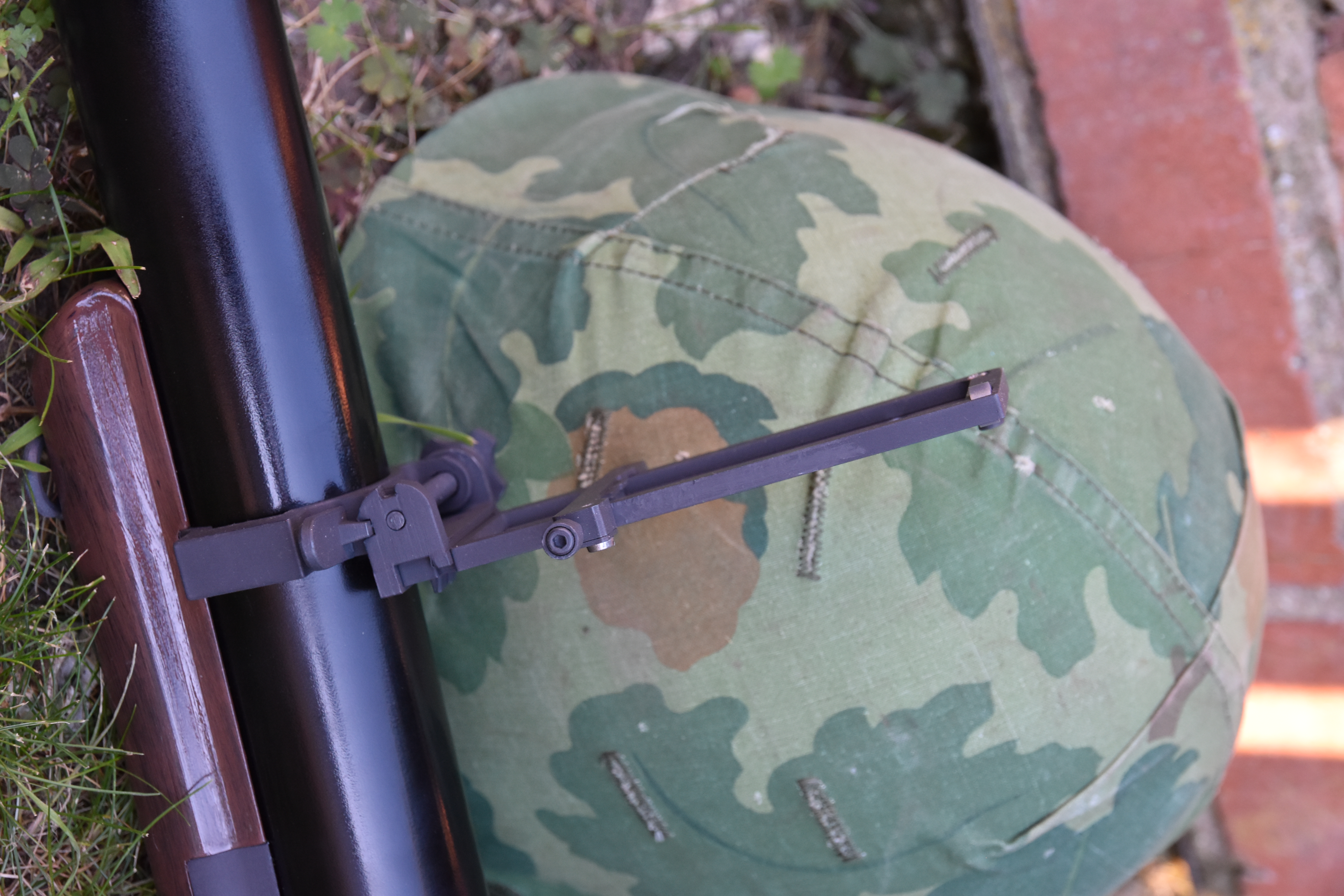 M79 Airsoft 40mm gas grenade launcher prop with KANARR CORP markings and realistic parts. — miniatura 9