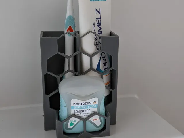 Honeycomb Toothbrushholder