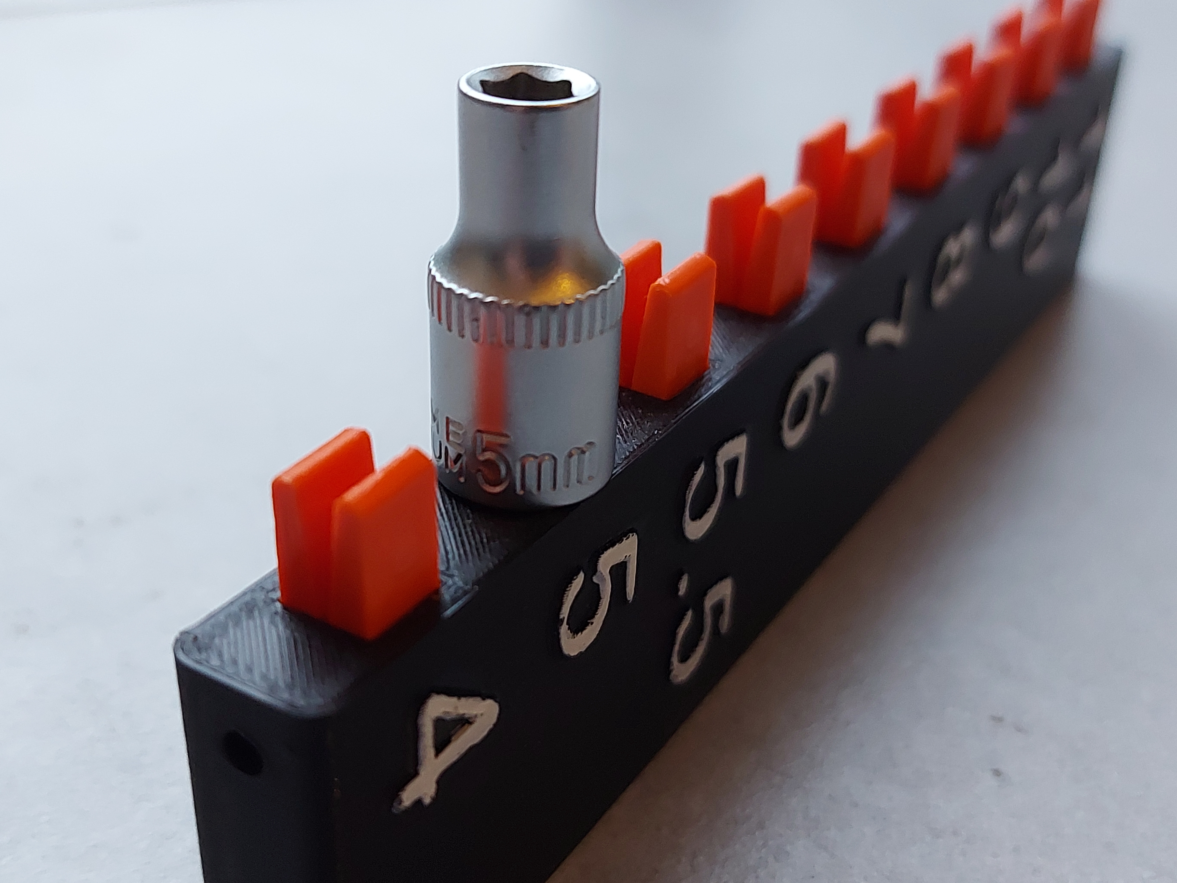 Modular ratchet socket holder for 1/4" square sockets. Replaceable springs. — miniatura 6
