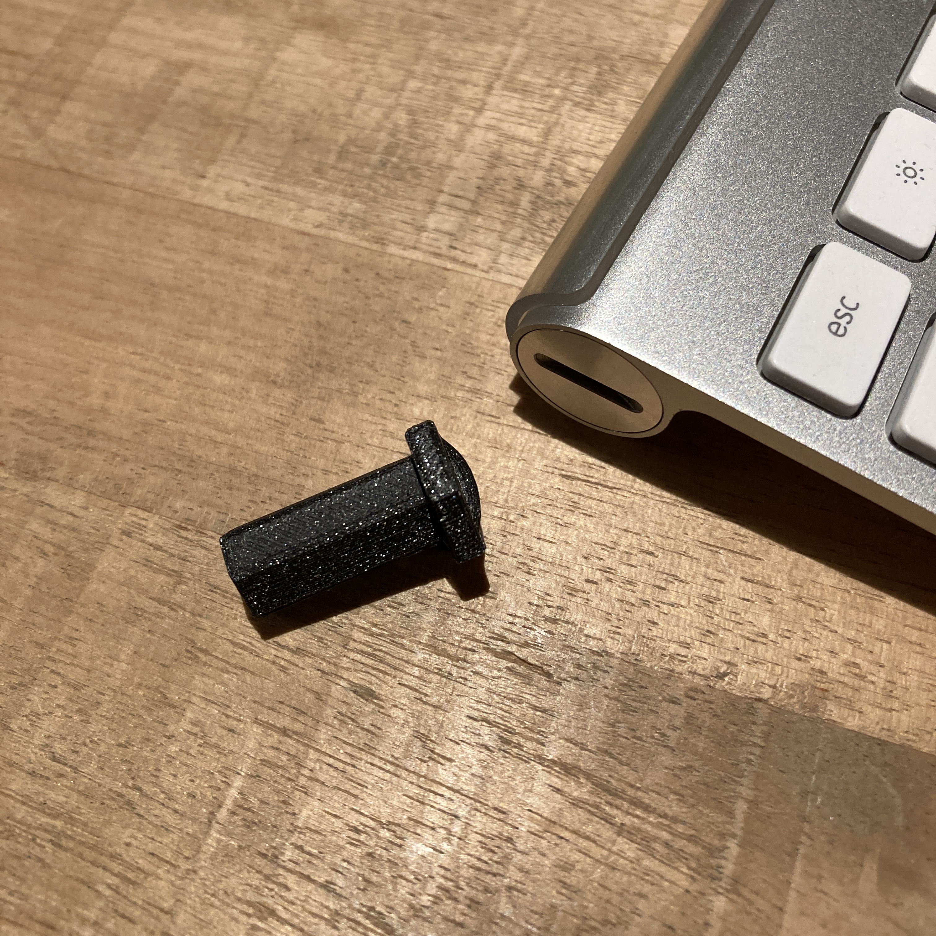coin screw driver for battery lid