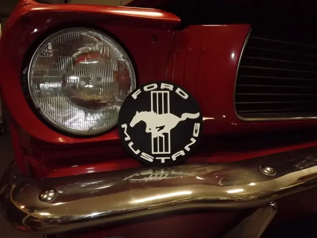 mustang logo
