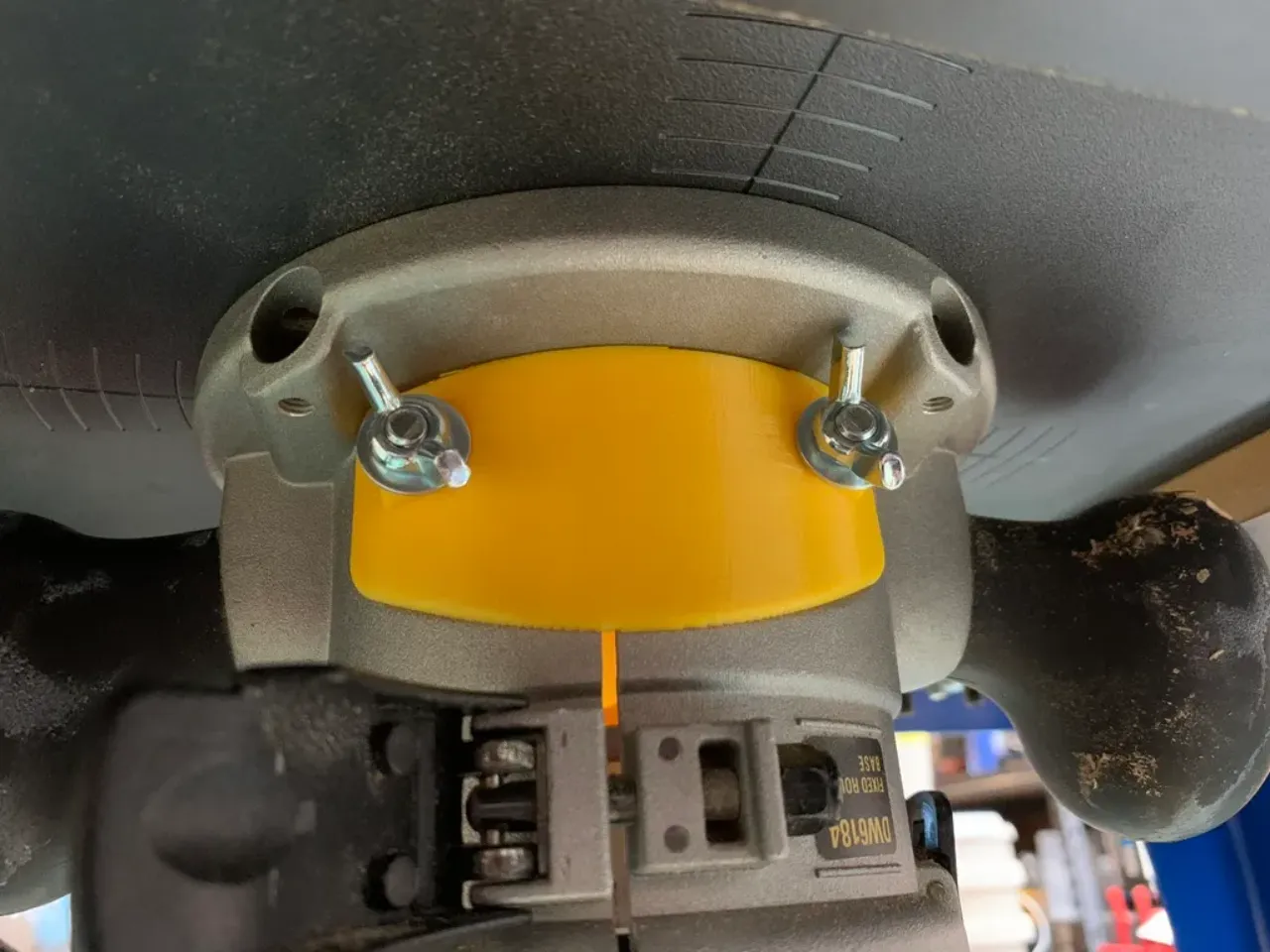 Dewalt under hotsell table router base