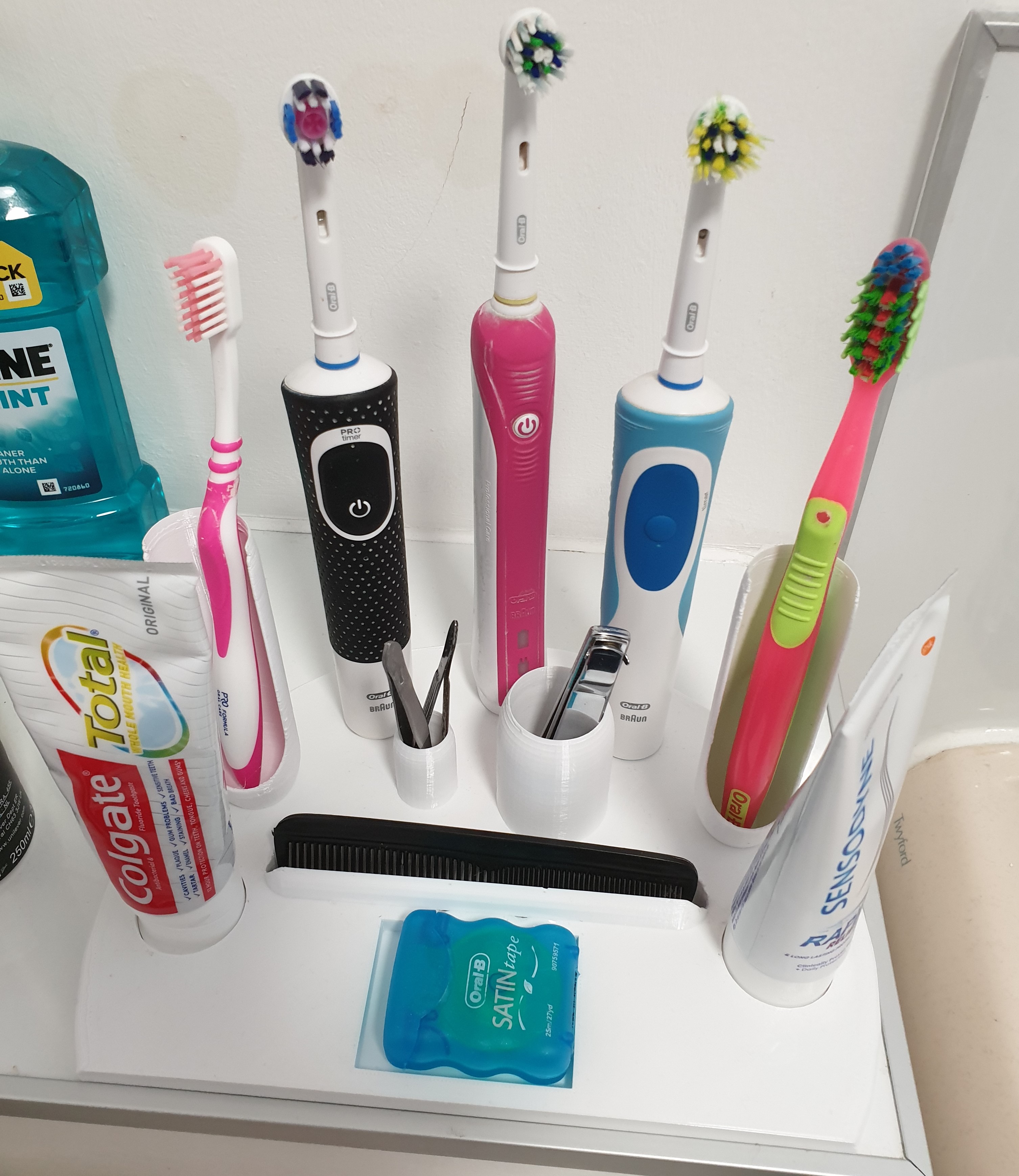 Tooth brush organizer