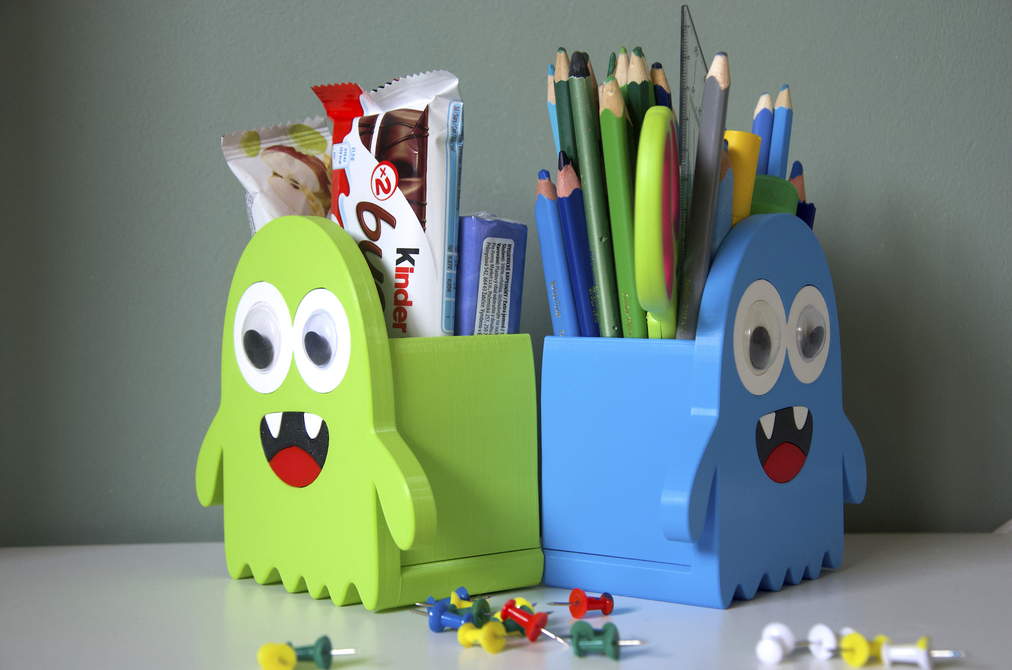 Miniatura 4 do modelo 3D Pen Box - Monster C