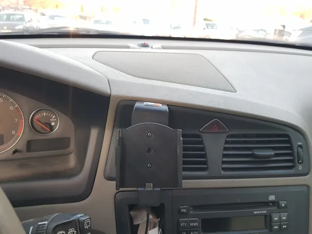 Samsung Galaxy Note 8 car mount