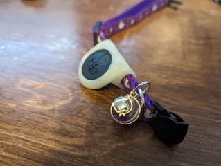 Cat Collar Tile Mount