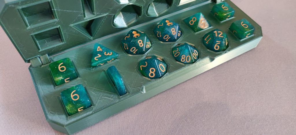 Miniatura 4 do modelo 3D Dice Vault