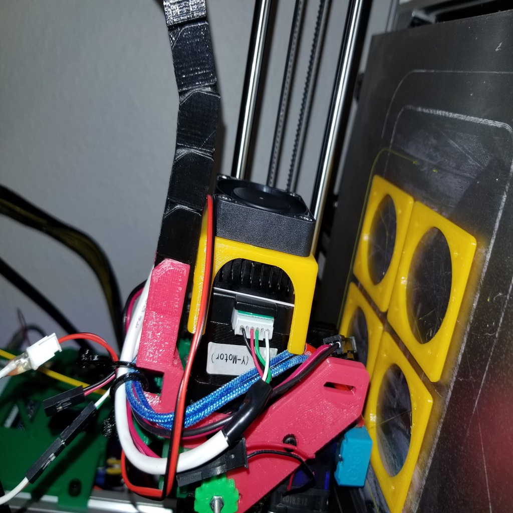 NEMA17 heatsink clip with 4040 fan