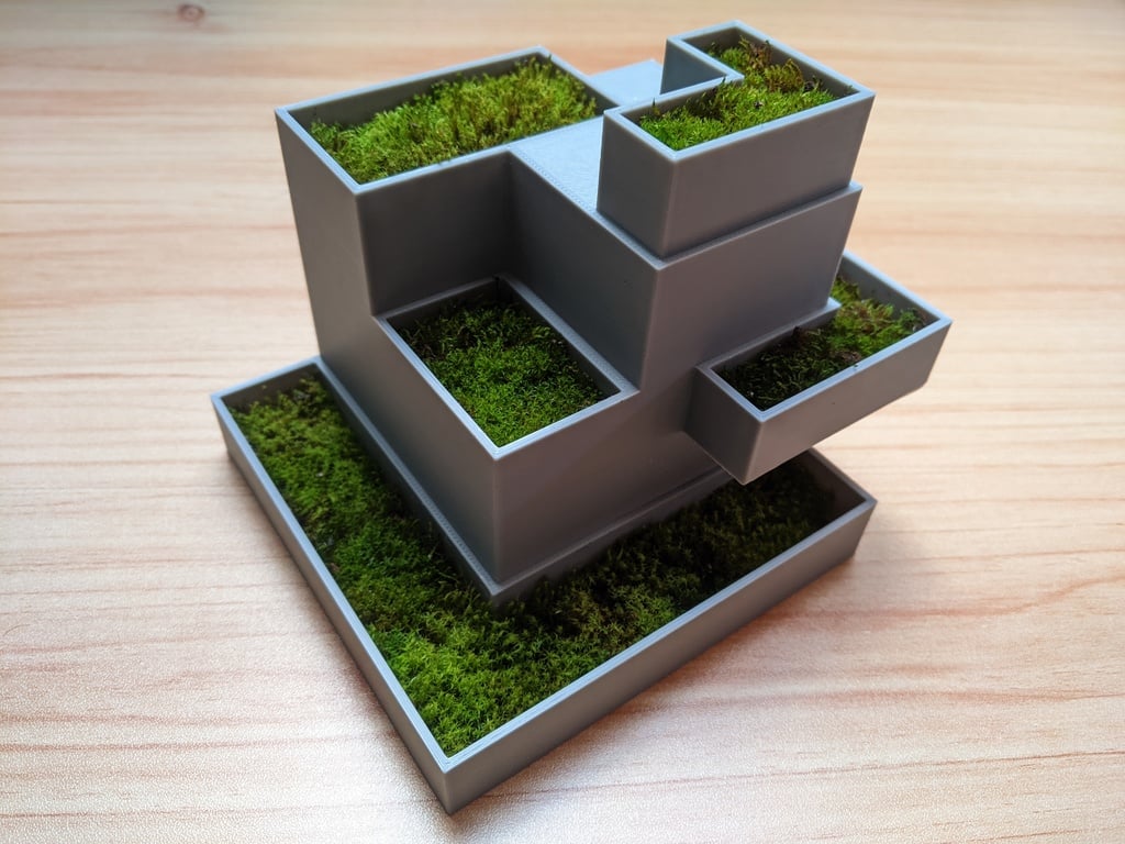 Cubic moss planter