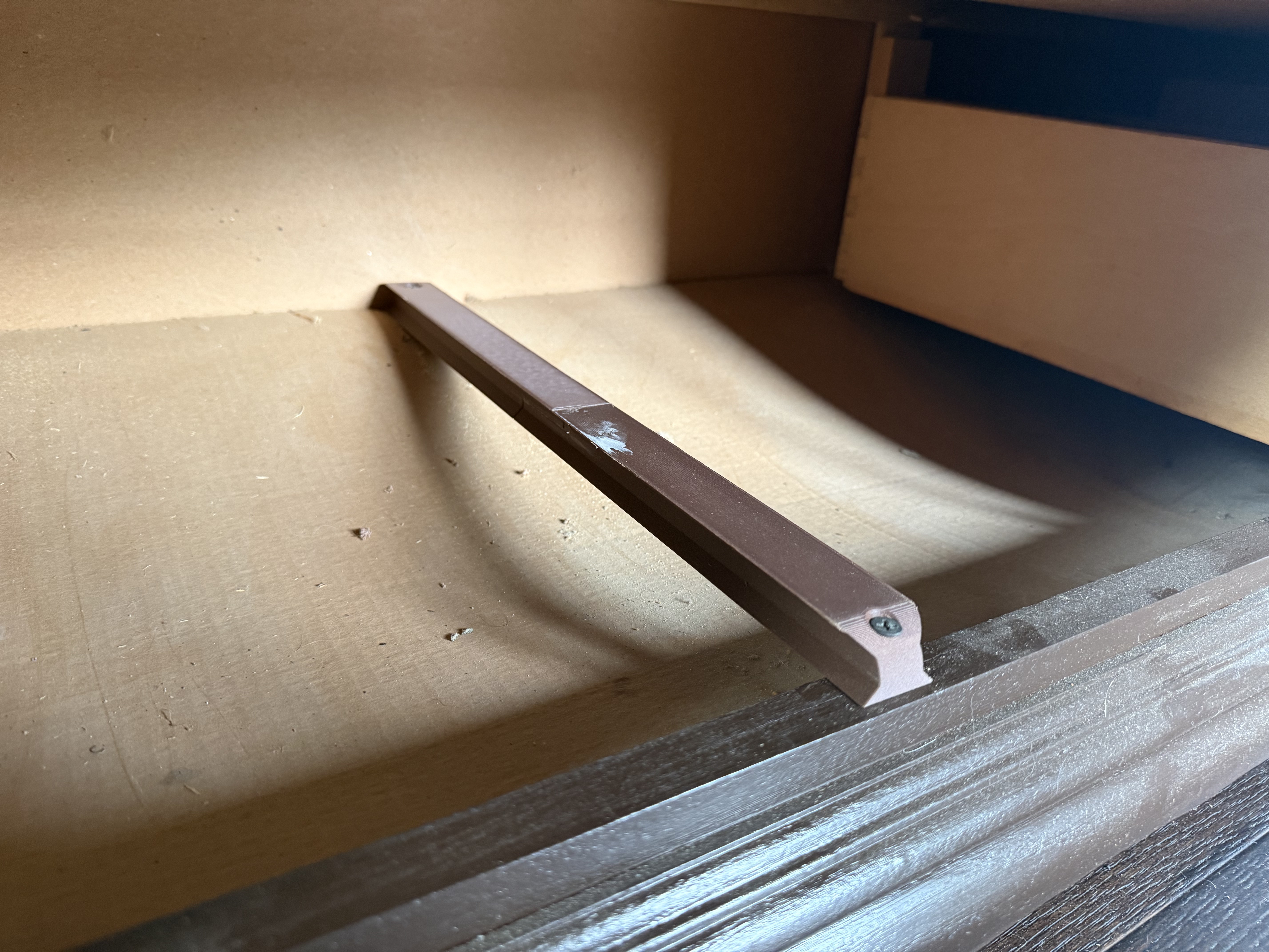 Vintage Center Drawer Slide