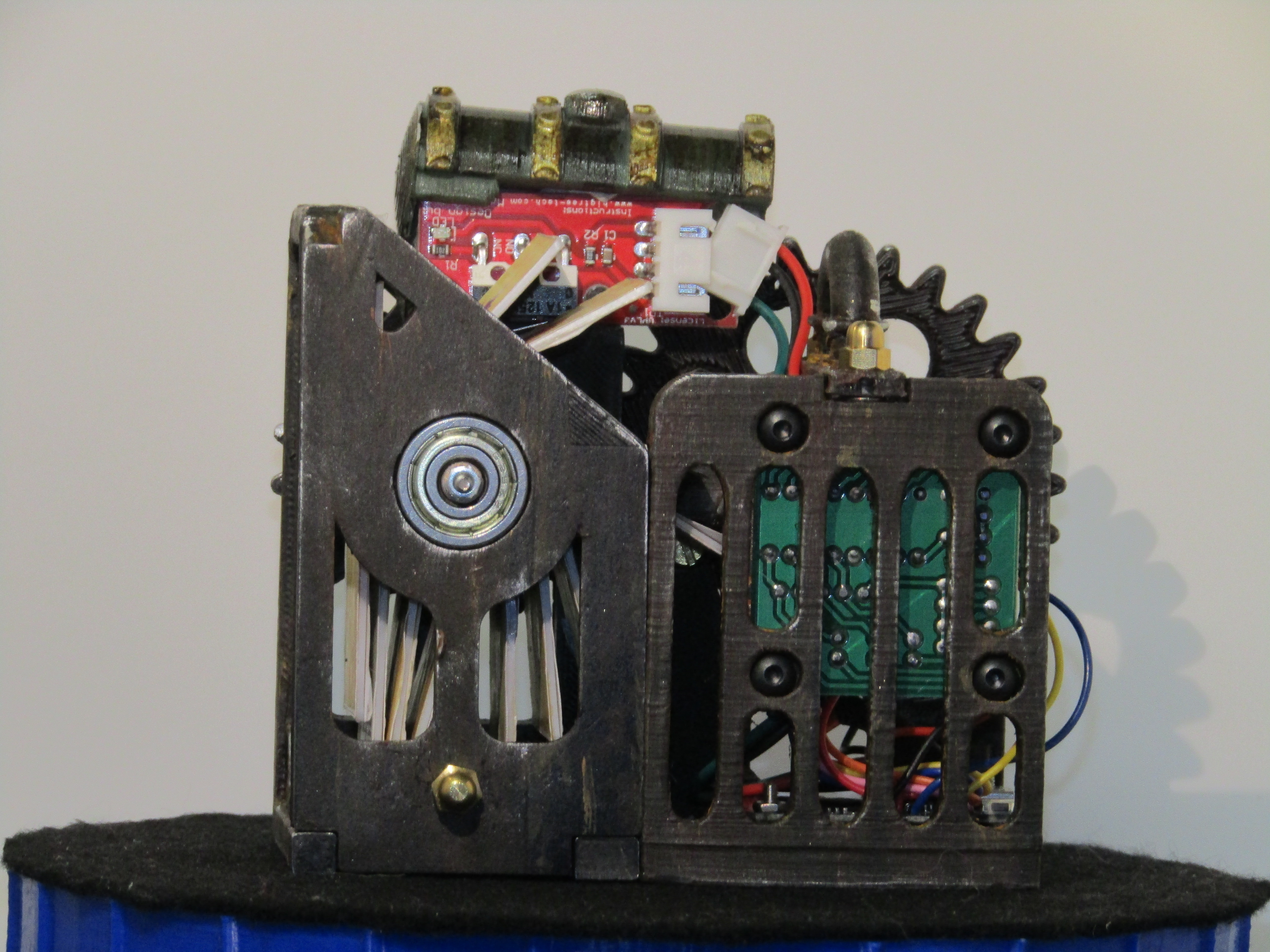 Miniatura 8 do modelo 3D Split flap display module