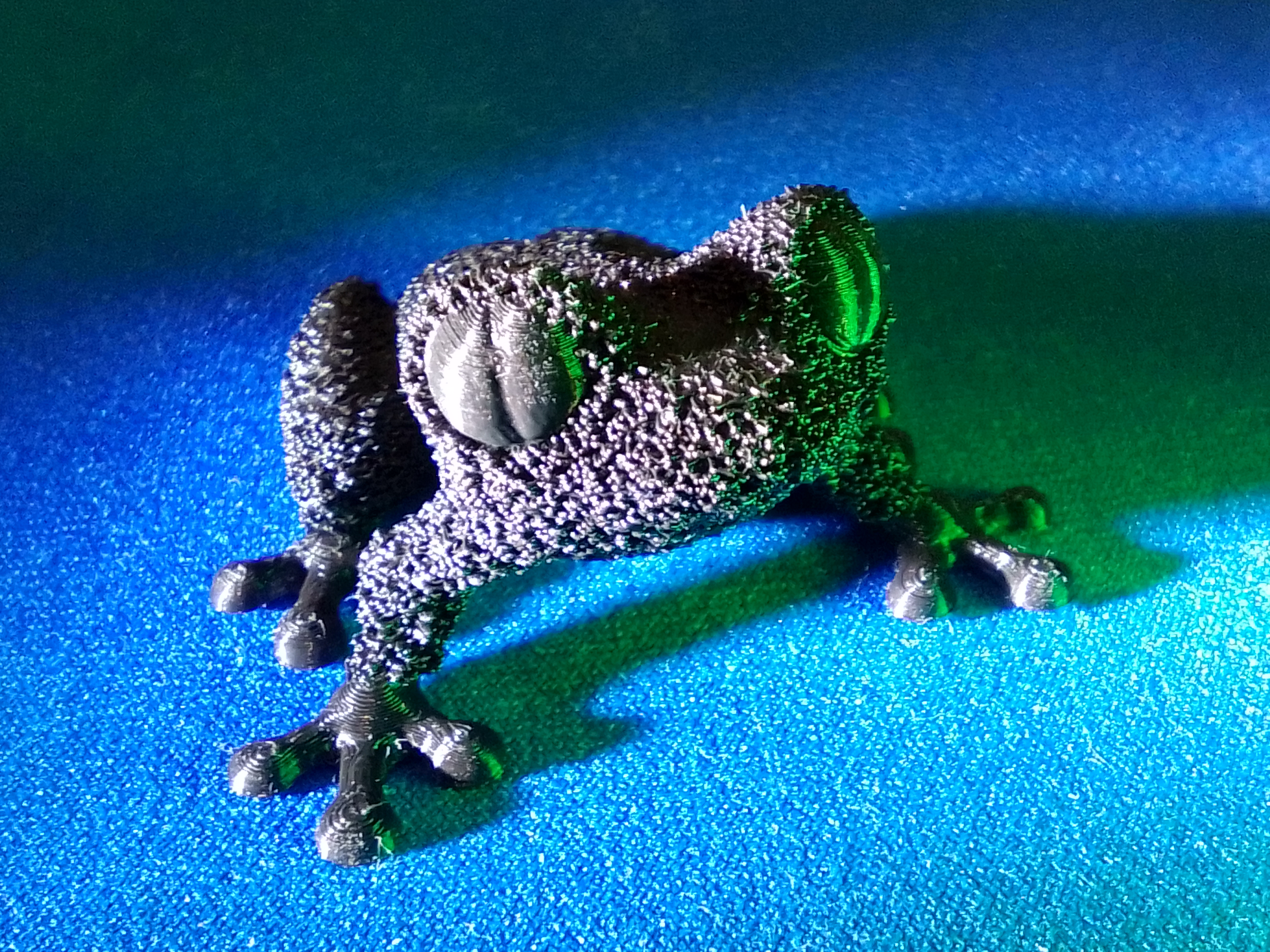 FURRY TREEFROG  (fuzzy skin and modifier)