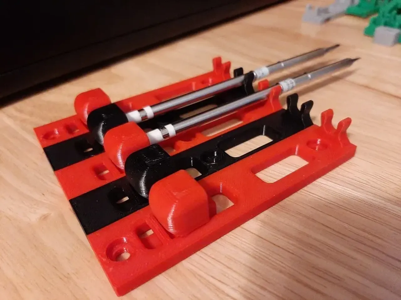 T12 T15 soldering iron tip holder by Hemi345 Download free STL