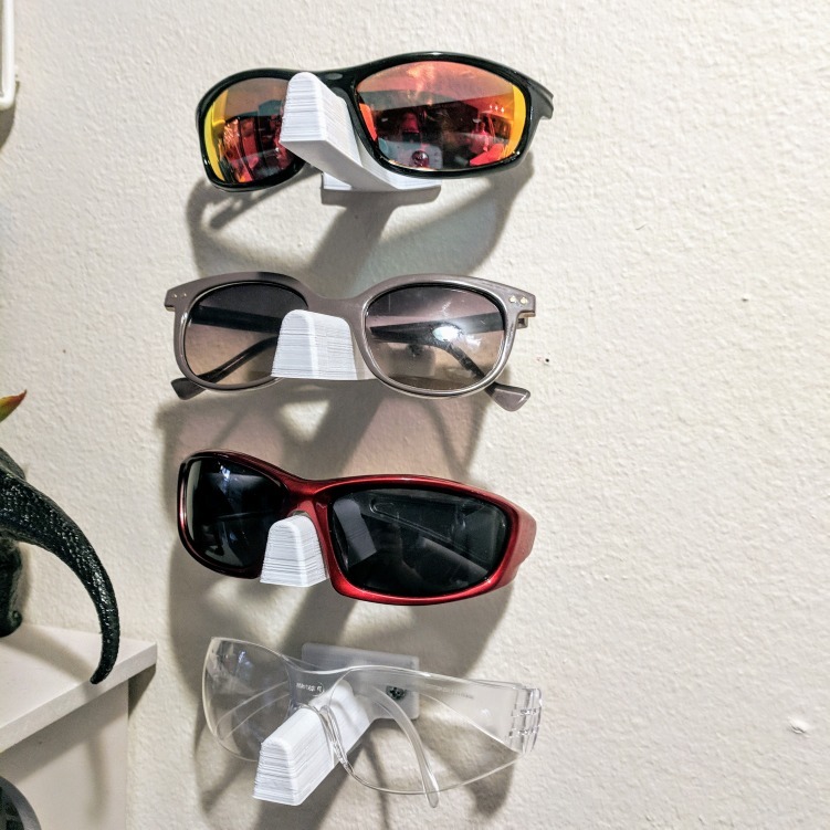 Lengthened Glasses Holder