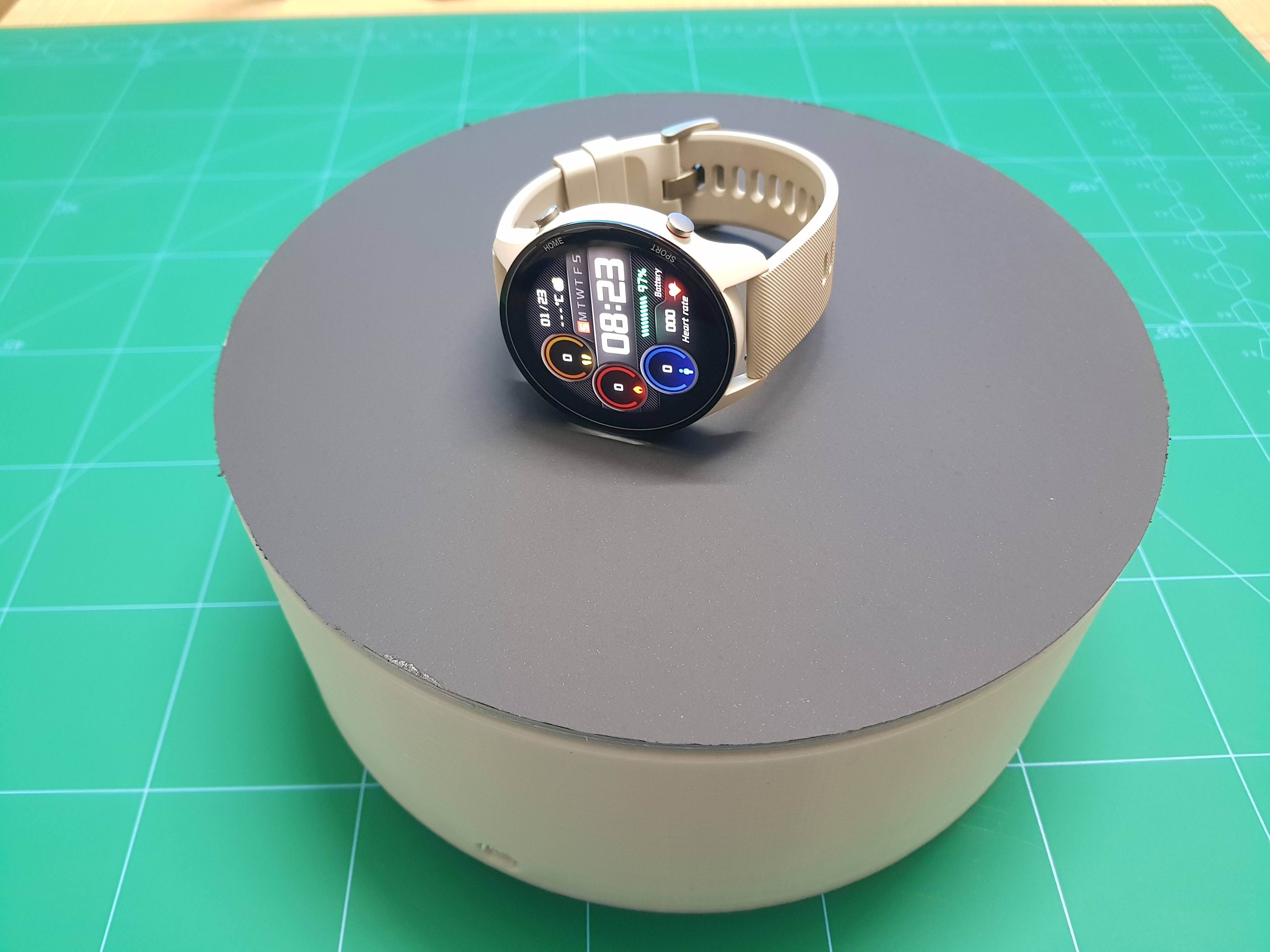 Miniatura 2 do modelo 3D Rotary Display Table