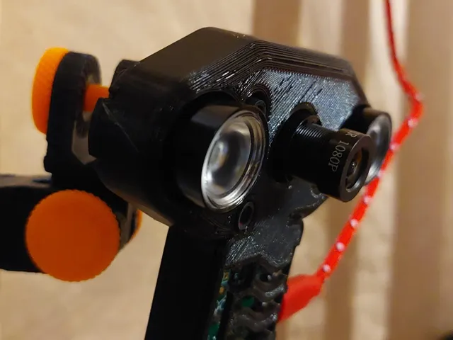 Raspberry Pi Zero & IR night vision camera clip-on case