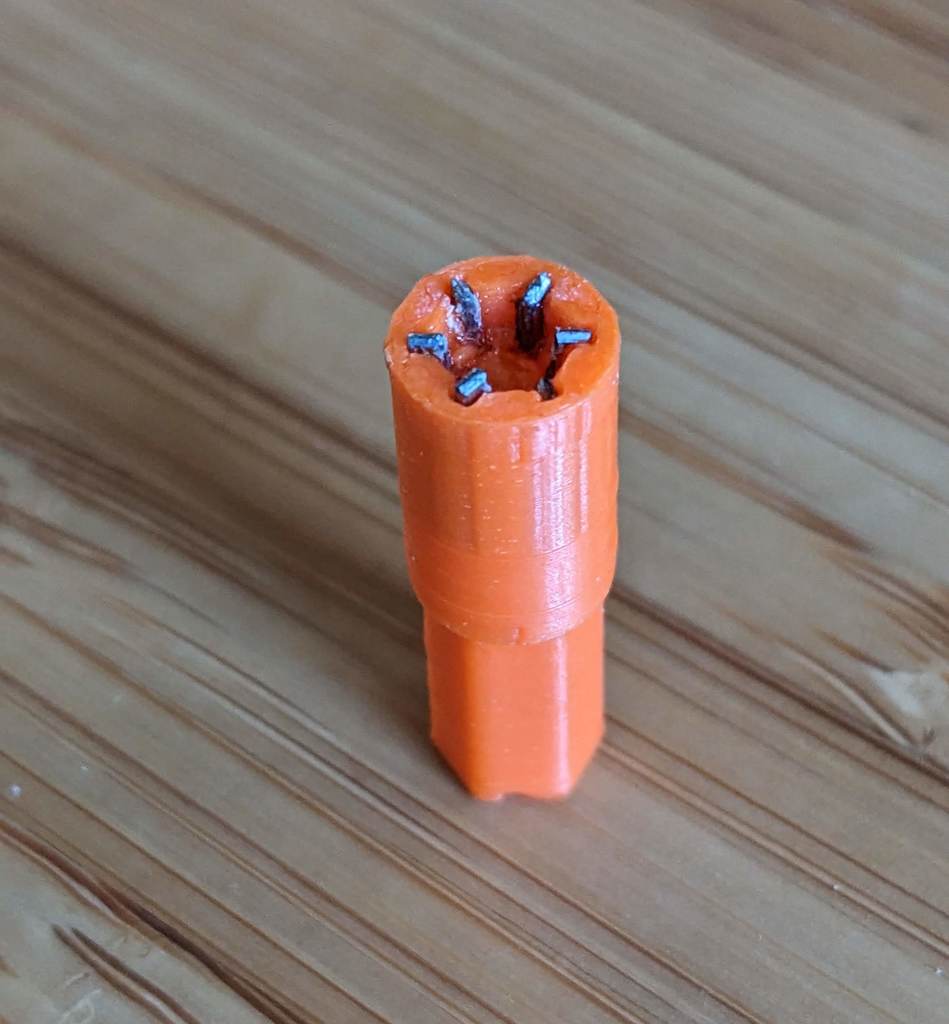 Gamecube screwdriver (Gamebit) using staples bits