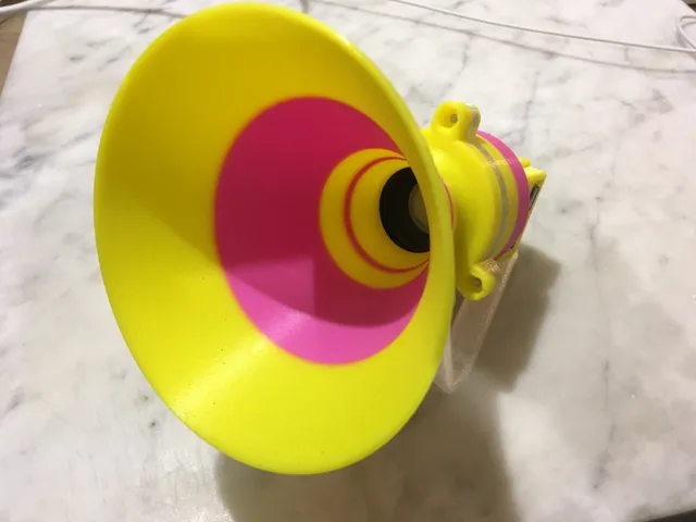 mp3 player / speaker Horn 52mm