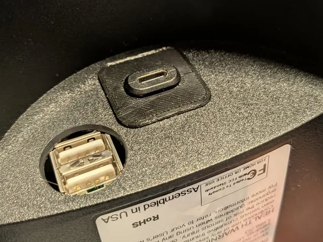 Kinesis Advatage2 USB-C plug