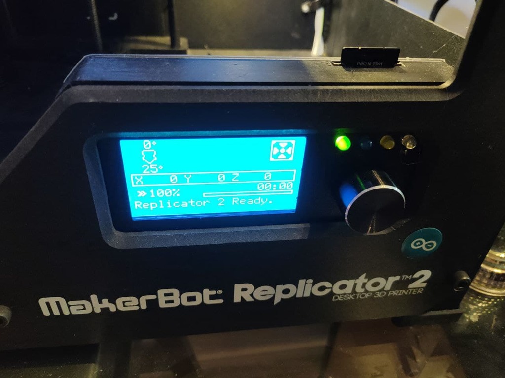Miniatura 2 do modelo 3D CR10 Display + SD holder for MakerBot Replicator 2