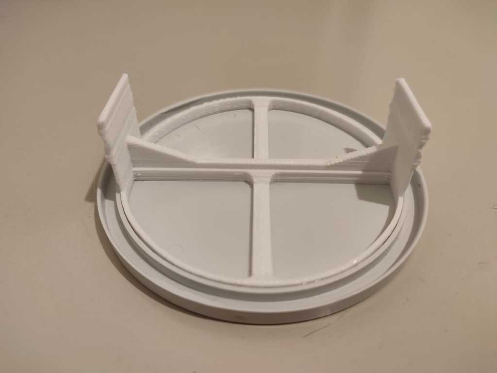 Adapter for octagonal electrical box cover (Genrod)