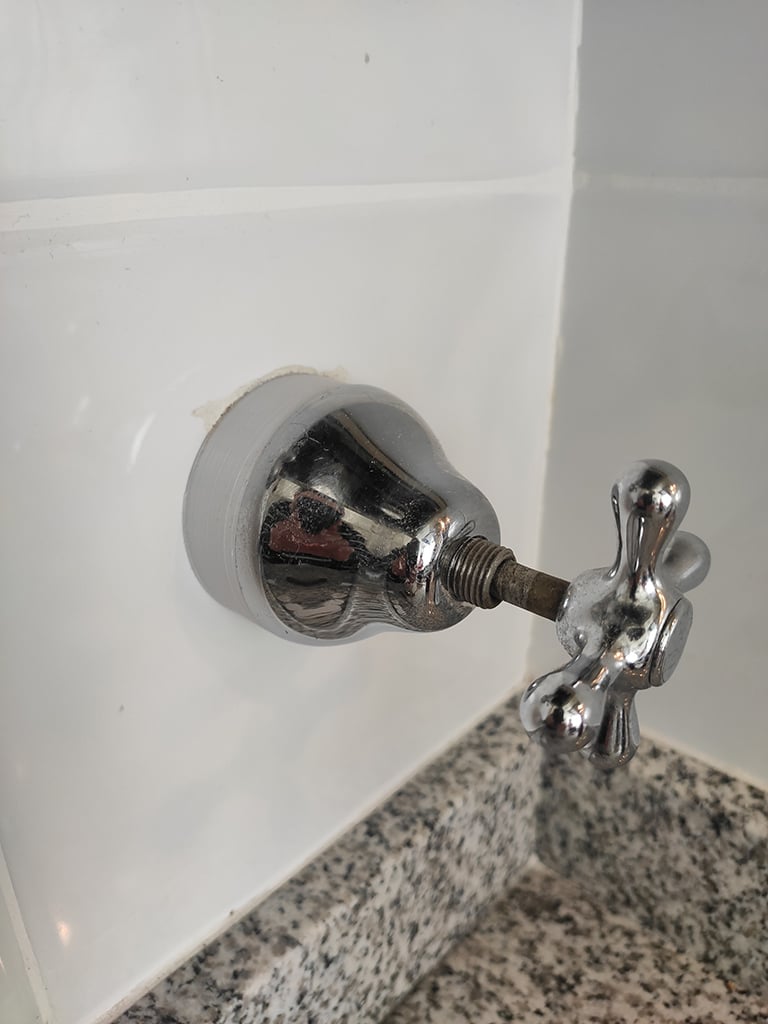 Finishing details for gas knob