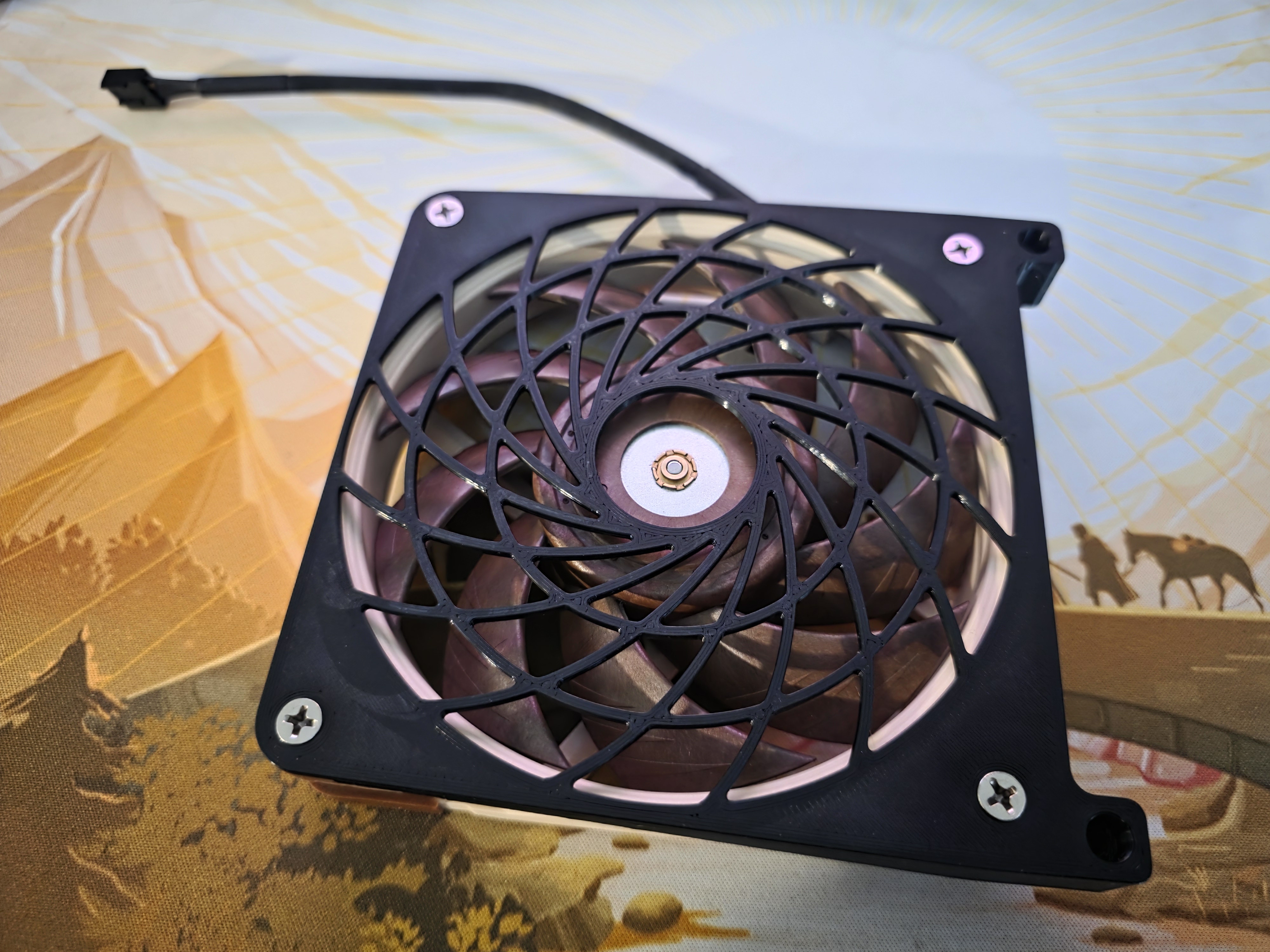 120 mm fan mount for 15 mm aluminum extrusions with integrated Noctua fan grill