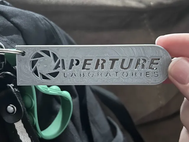 Aperture Science Logo Keychain (fix)