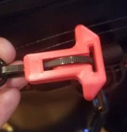 Zipper pull