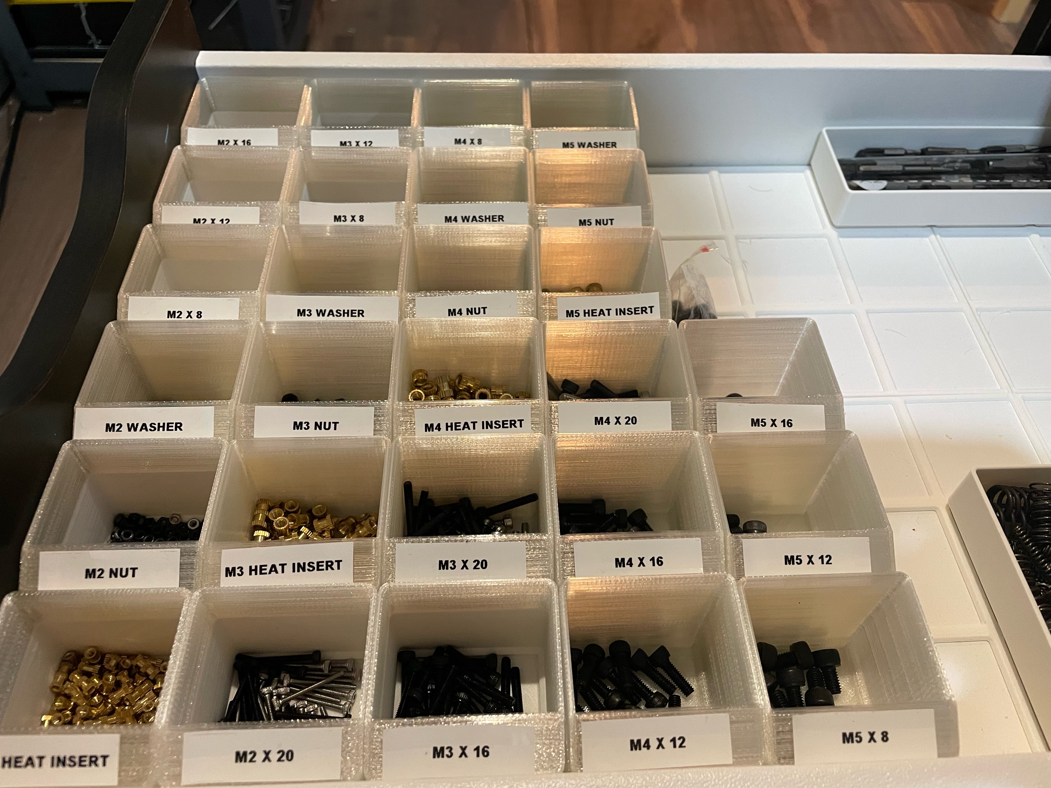 Stackable Assortment System for IKEA ALEX + LABEL HOLDER (fully parameterizable)