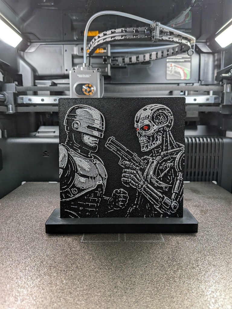 Epic 3D Fight: RoboCop vs Terminator