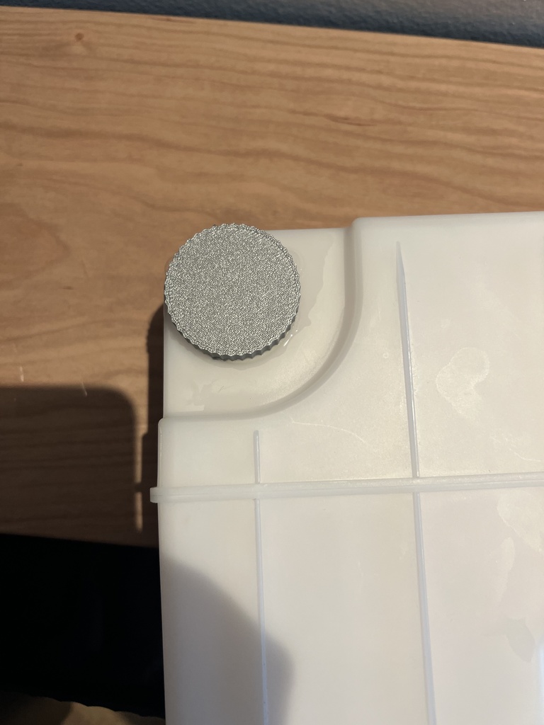 iRobot Roomba j9+ water reservoir cap