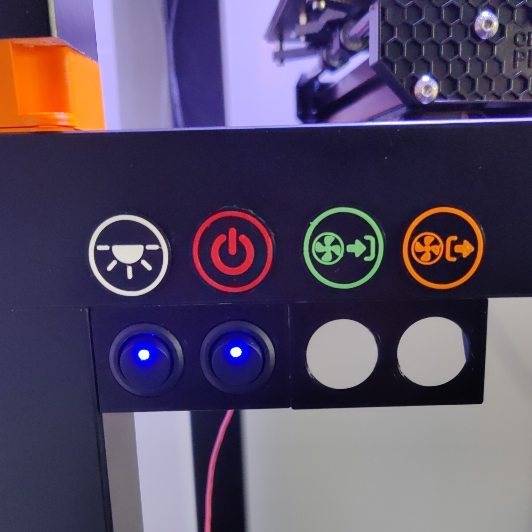 Miniatura 3 do modelo 3D Simple switch panel