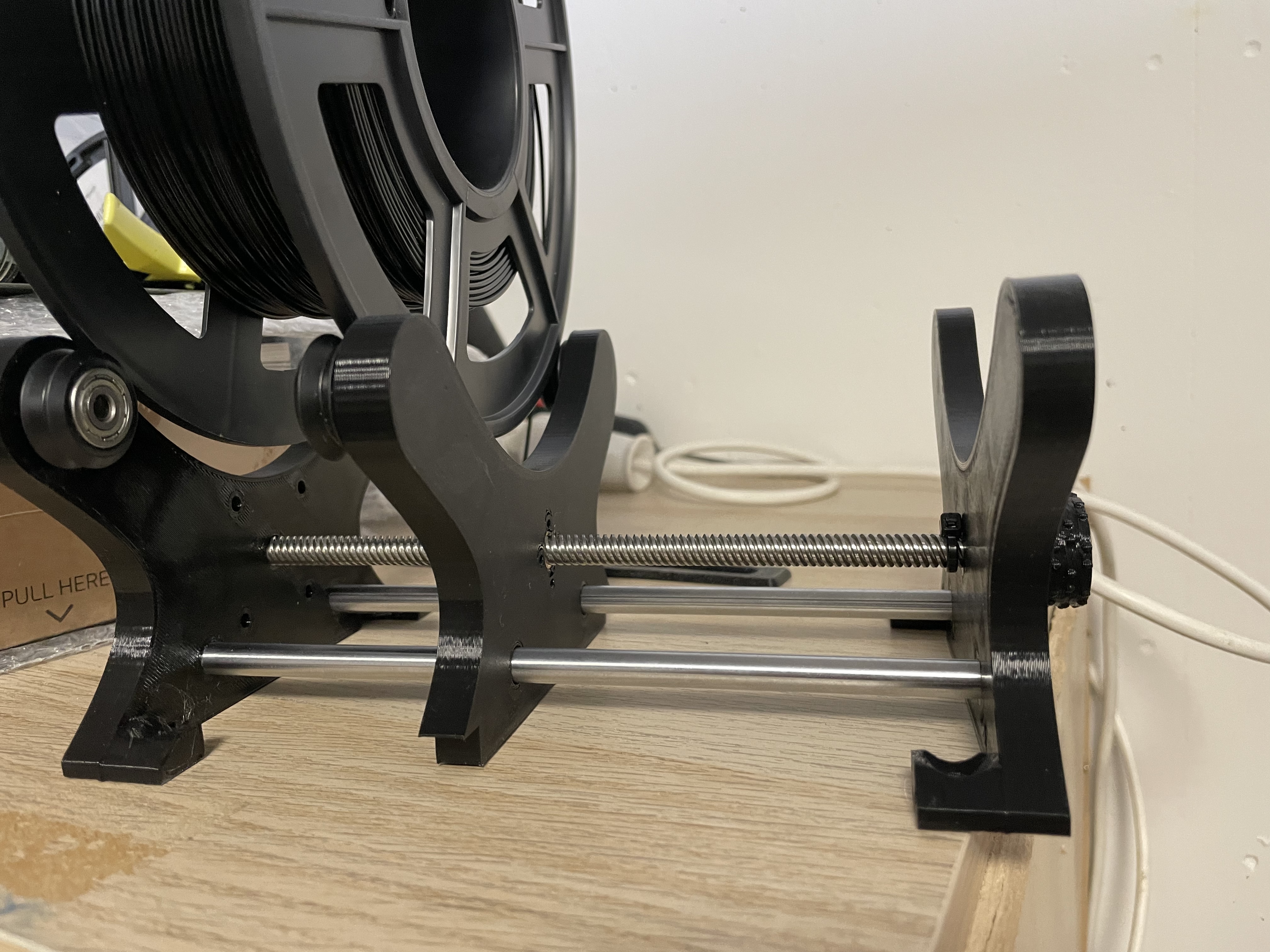Miniatura 2 do modelo 3D Adjustable Spoolholder with Steppermotor Support