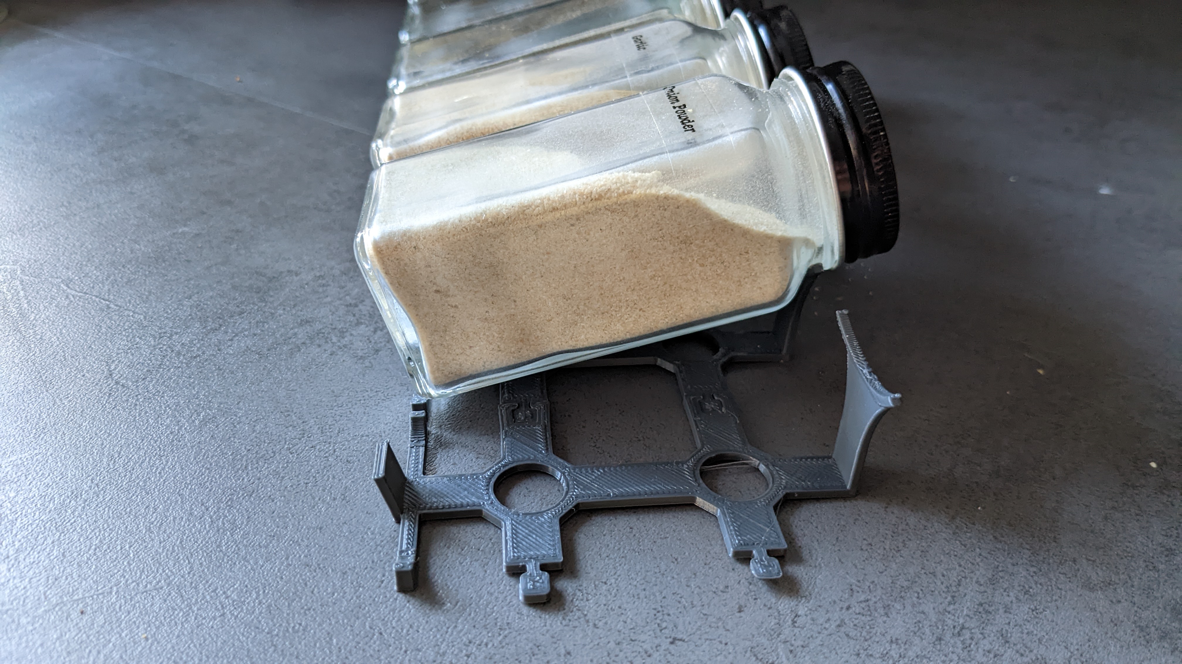 Interlockable Amazon Basic spice rack holders — thumbnail 2