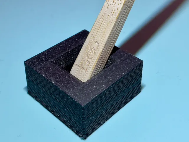 Cubic Toothbrush Holder