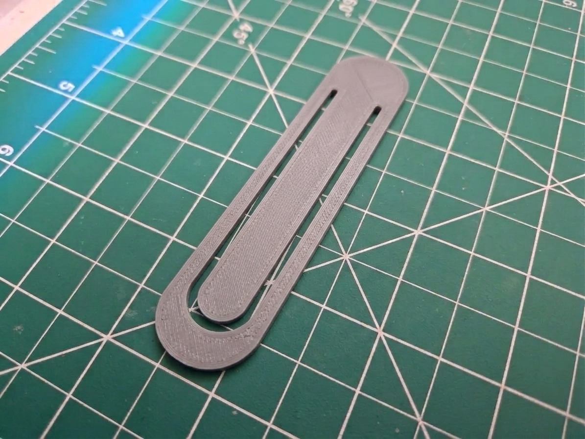 Minimalist Paperclip Bookmark - Slim Book Page Holder & Marker