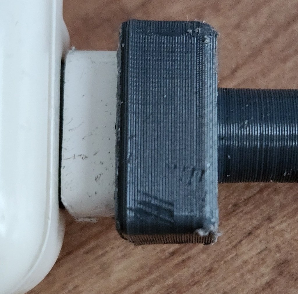 MagSafe 1 Apple charger plug strain relief/retainer