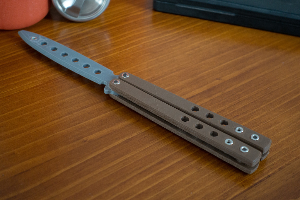 Benchmade 62 balisong butterfly knife M3 fasteners